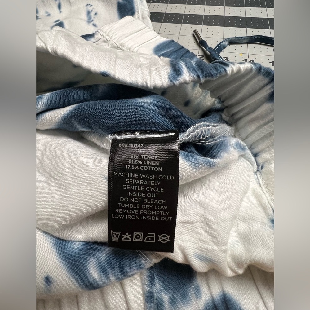 Juicy Couture Black and White Tie-Dye Joggers Sz XL - Picture 7 of 7